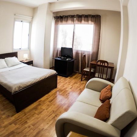 Elysium Capital Residence Никозия Екстериор снимка